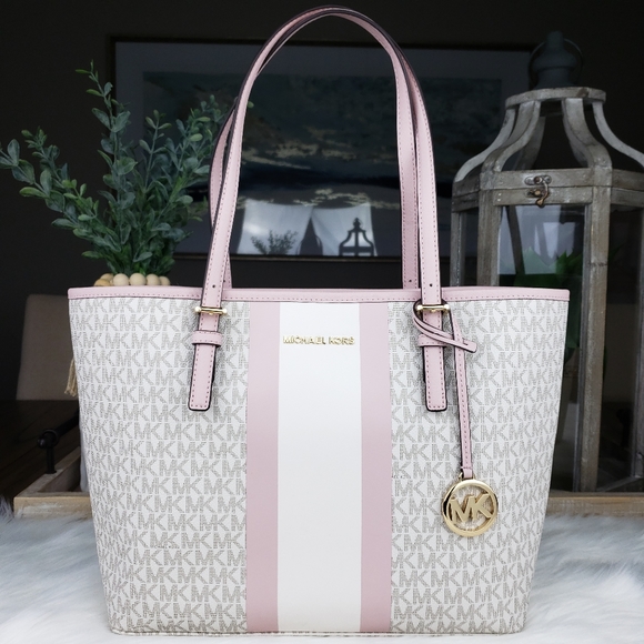 🌺NWT Michael Kors MD Carryall Tote Vanilla pink - Picture 3 of 8